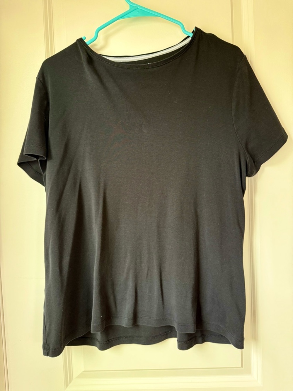 Talbots Black Short-Sleeve Crewneck Tee